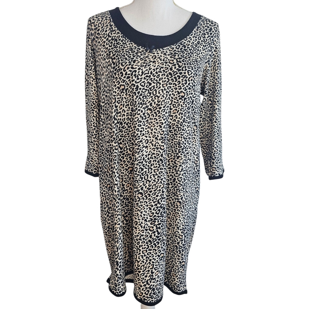 René Rofé Sleepwear Leopard Print Nightgown Women’s Size M 3/4 Sleeve